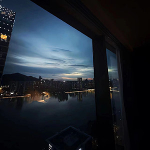 亚洲女人独奏色情自慰片
